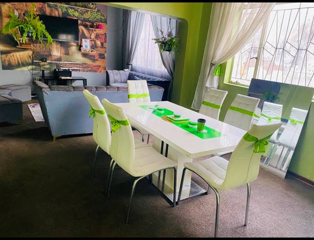 3 BEDROOM HOUSE FOR SALE IN KENSINGTON